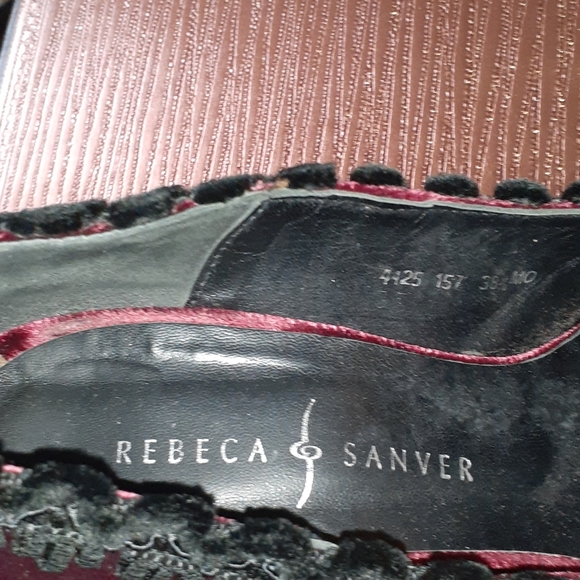 Rebeca Sanver velvet shoes - Picture 9 of 10
